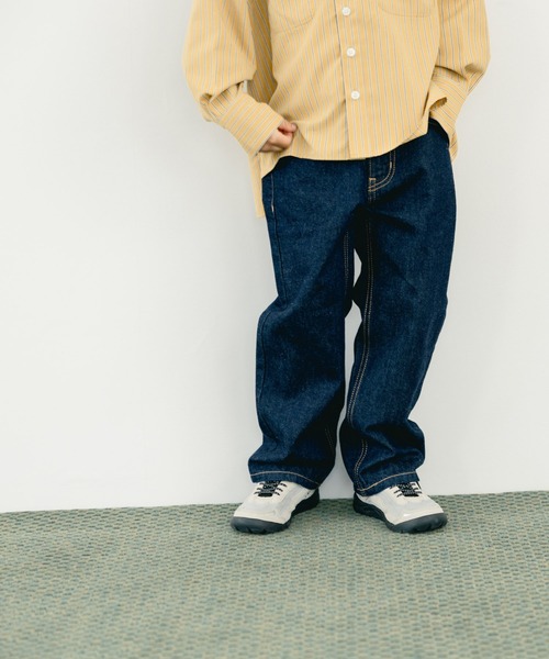 LOWRYS FARM（ローリーズファーム）の「デニムストレートパンツ　571650（デニムパンツ・キッズ・ライトブルー/ブラック/ブルー/ワンウォッシュ・110cm/120cm/130cm/140cm/150cm）」の4枚目の写真