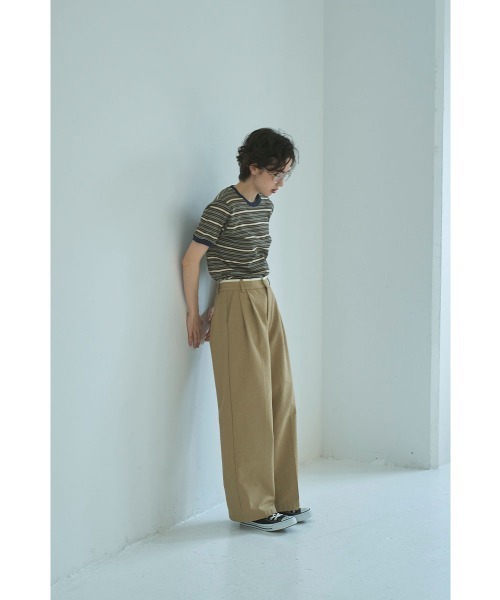 marjour（マージュール）の「RINGER BORDER TEE（Tシャツ/カットソー・レディース・オフホワイト/カーキ・M）」の8枚目の写真