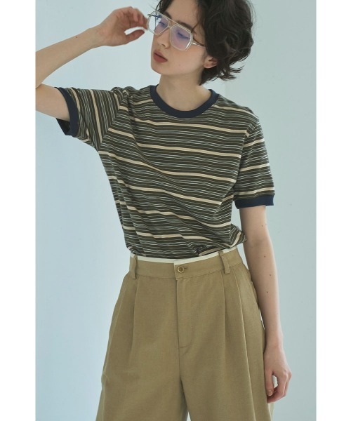 marjour（マージュール）の「RINGER BORDER TEE（Tシャツ/カットソー・レディース・オフホワイト/カーキ・M）」の10枚目の写真