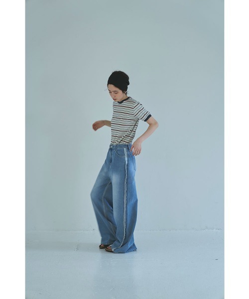 marjour（マージュール）の「RINGER BORDER TEE（Tシャツ/カットソー・レディース・オフホワイト/カーキ・M）」の15枚目の写真