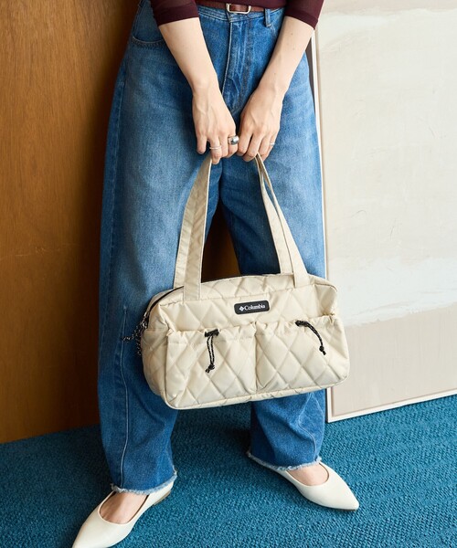FREAK'S STORE(フリークスストア)の「限定展開 Columbia × FREAK'S STORE/コロンビア 別注 キルティング スクエア コード ポケット バッグ(ショルダーバッグ・レディース・ベージュ/ブラック/オリーブ・ONE SIZE)」の8枚目の写真