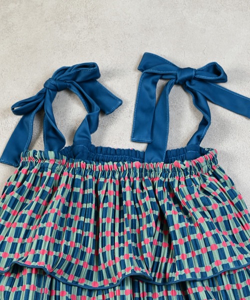 MARKEY'S（マーキーズ）の「ギンガムプリーツティアードワンピース（ワンピース・キッズ・ブラック系その他/グリーン系その他/ベージュ系その他・LL/L/M/S）」の9枚目の写真