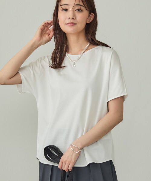 INDIVI(インディヴィ)の「【インナーとしても活躍!】シンプルTシャツ(Tシャツ/カットソー・レディース・サックスブルー/ブラック/キャメル/ホワイト・38/34/15 /13/05/19)」の2枚目の写真