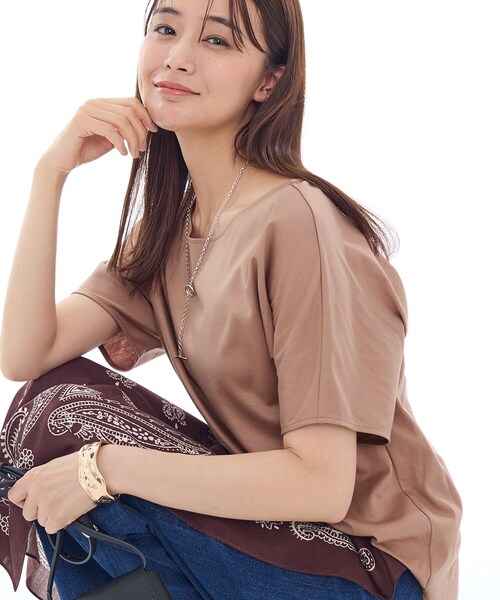 INDIVI(インディヴィ)の「【インナーとしても活躍!】シンプルTシャツ(Tシャツ/カットソー・レディース・サックスブルー/ブラック/キャメル/ホワイト・38/34/15 /13/05/19)」の5枚目の写真