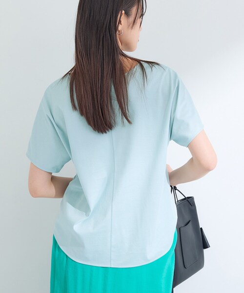 INDIVI(インディヴィ)の「【インナーとしても活躍!】シンプルTシャツ(Tシャツ/カットソー・レディース・サックスブルー/ブラック/キャメル/ホワイト・38/34/15 /13/05/19)」の19枚目の写真