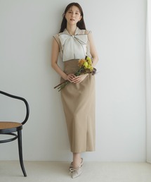 チェーンサス付きタイトスカート