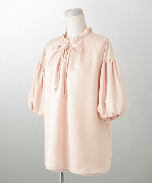 HUIT bouquet（ユイット）の「2way サテン ブラウス HUIT（シャツ/ブラウス・レディース・ピンク/アイボリー/ブラック・M）」の13枚目の写真