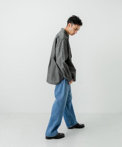 URBAN RESEARCH(アーバンリサーチ)の「『別注』LE VETEMENT ATLANTIQUE×UR シャンブレーシャツ(シャツ/ブラウス・メンズ・ブラック/ネイビー・MEDIUM/LARGE)」の11枚目の写真