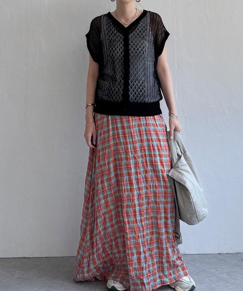 LBC（エルビーシー）の「透かし編み2WAYベスト（ベスト・レディース・ブラウン系その他/ライトブルー/ブラック/ベージュ・M）」の9枚目の写真