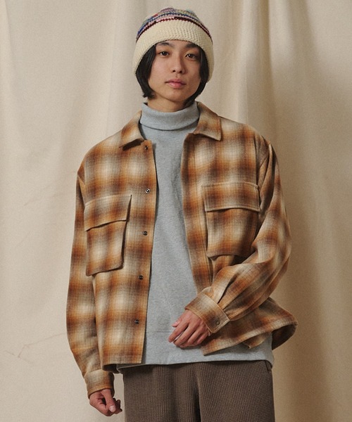 Universal Style Wear（ユニバーサルスタイルウェア）の「Universal Style Wear チェックライトファティーグシャツ（シャツ/ブラウス・メンズ・イエロー×ブラック/その他/ブラウン/キャメル・MEDIUM/LARGE/X-LARGE）」の2枚目の写真