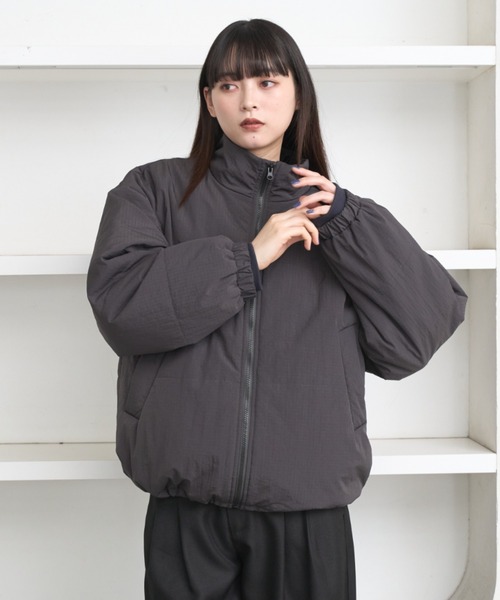 flaner（フラネ）の「Loose ripstop padding blouson / ルーズリップストップ中綿ブルゾン（ダウンジャケット/コート・レディース・ネイビー/グレー・LARGE/MEDIUM）」の4枚目の写真