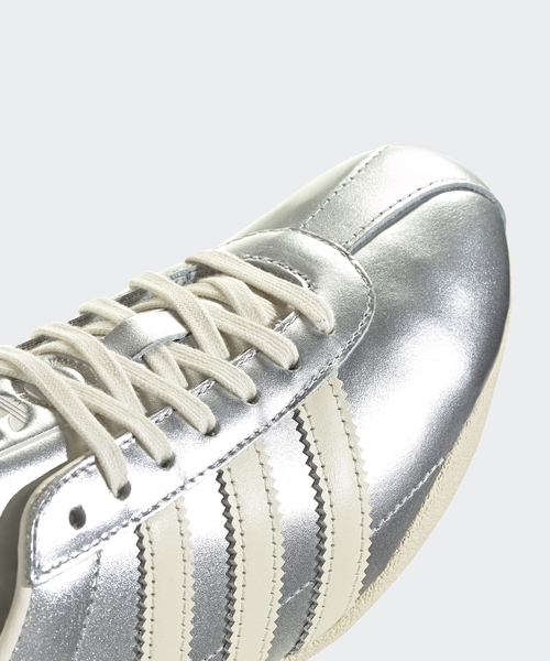 La TOTALITE（ラトータリテ）の「adidas originals/アディダス オリジナルス TOKYO W（スニーカー・レディース・シルバー・23cm/24.5cm/24cm/23.5cm）」の6枚目の写真