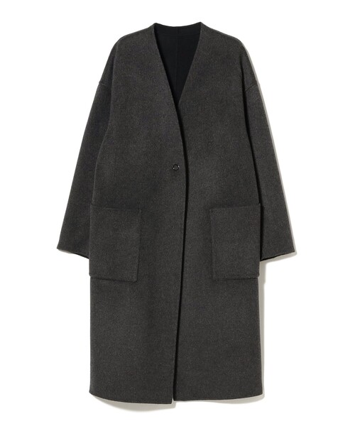 Demi-Luxe BEAMS（デミルクス ビームス）の「リバー Vネック ロングコート（ノーカラーコート・レディース・チャコールグレー/ベージュ/ネイビー系・34/36/38）」の16枚目の写真
