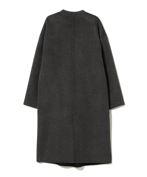 Demi-Luxe BEAMS（デミルクス ビームス）の「リバー Vネック ロングコート（ノーカラーコート・レディース・チャコールグレー/ベージュ/ネイビー系・34/36/38）」の17枚目の写真