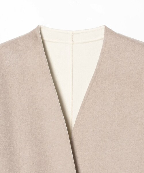Demi-Luxe BEAMS（デミルクス ビームス）の「リバー Vネック ロングコート（ノーカラーコート・レディース・チャコールグレー/ベージュ/ネイビー系・34/36/38）」の22枚目の写真