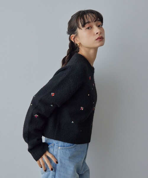 EMMEL REFINES（エメルリファインズ）の「＜EMMEL REFINES＞EM HW フラッフィー ビジュー ニット プルオーバー（ニット/セーター・レディース・ブラック/ホワイト・FREE）」の4枚目の写真