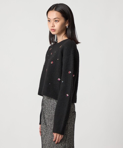 EMMEL REFINES（エメルリファインズ）の「＜EMMEL REFINES＞EM HW フラッフィー ビジュー ニット プルオーバー（ニット/セーター・レディース・ブラック/ホワイト・FREE）」の8枚目の写真