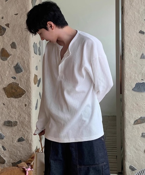 VIBGYOR（ヴィブジョー）の「【ABREATH】オーバサイズリブヘンリーネックロングTシャツ（CN）（Tシャツ/カットソー・メンズ・ホワイト/ブラック・MEDIUM/LARGE/X-LARGE）」の3枚目の写真