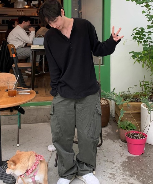 VIBGYOR（ヴィブジョー）の「【ABREATH】オーバサイズリブヘンリーネックロングTシャツ（CN）（Tシャツ/カットソー・メンズ・ホワイト/ブラック・MEDIUM/LARGE/X-LARGE）」の5枚目の写真