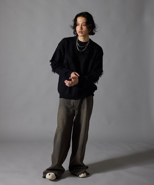 Theater code(シアターコード)の「Fringe Design Distressed Crew Neck Sweater / フリンジデザイン ダメージ加工 クルーネックニットセーター 秋 秋服メンズ 2026年秋冬 冬服(ニット/セーター・メンズ・ホワイト/ブラック・L/M)」の18枚目の写真