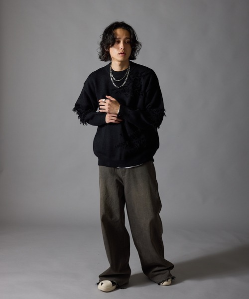 Theater code(シアターコード)の「Fringe Design Distressed Crew Neck Sweater / フリンジデザイン ダメージ加工 クルーネックニットセーター 秋 秋服メンズ 2026年秋冬 冬服(ニット/セーター・メンズ・ホワイト/ブラック・L/M)」の19枚目の写真