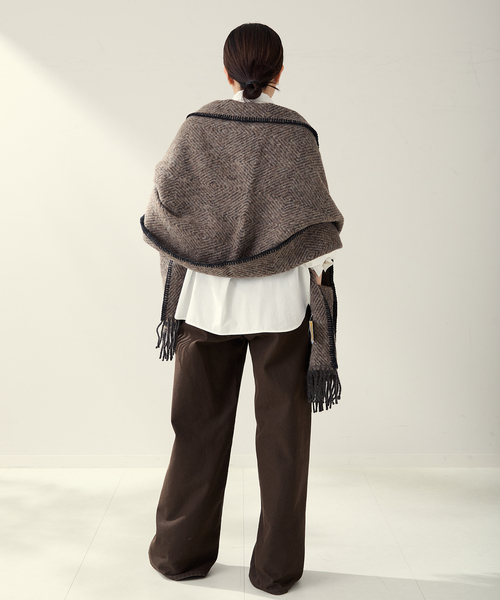 plage(プラージュ)の「LAPUAN KANKURIT / ラプアンカンクリ POCKET SHAWL MARIA ショール(ストール/ショール・レディース・ブラウン・FREE)」の11枚目の写真
