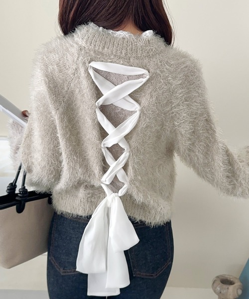 mily bilet(ミウィビレット)の「【mily bilet】背中で惹きつける、大人の甘さ。バッグリボンレースアップ衿レースレイヤードニットプルオーバー(ニット/セーター・レディース・アイボリー/グレー/チャコール・X-LARGE/SMALL/MEDIUM/LARGE)」の17枚目の写真