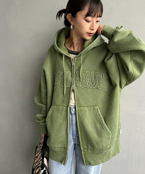 BEN DAVIS/ベンデイビス] パウダーブリーチ加工 ブランドロゴ ジップ