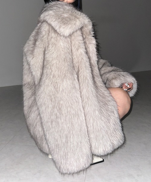 me+em select(ミームセレクト)の「【 5color 】フェイクファーボリュームミドルコート / fake fur volume middle coat(その他アウター・レディース・ブラウン/ブラック/アイボリー/グレー/ベージュ・FREE)」の15枚目の写真