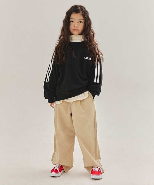 BREEZE（ブリーズ）の「【WEB限定/ジュニア対応】 サイドライントレーナー(セットアップ可)（スウェット・キッズ・レッド/オフホワイト/ブラック・90/100/110/120/130/140/150）」の4枚目の写真