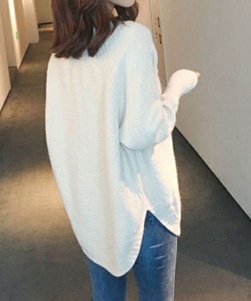 SallyLunn(サリーラン)の「やわらかVネックオーバーサイズニット(ニット/セーター・レディース・ホワイト/ブラック/グレー/ベージュ・FREE)」の8枚目の写真