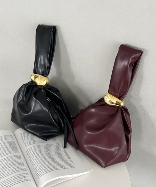 MYMOOD.（マイムード）の「ワンポイントパーツ ワンハンドルサイドファスナーハンドバッグ オケージョンバッグ 結婚式 お呼ばれ オケージョン（ハンドバッグ・レディース・ワインレッド/アイボリー/ブラック/ブラウン・FREE）」の6枚目の写真