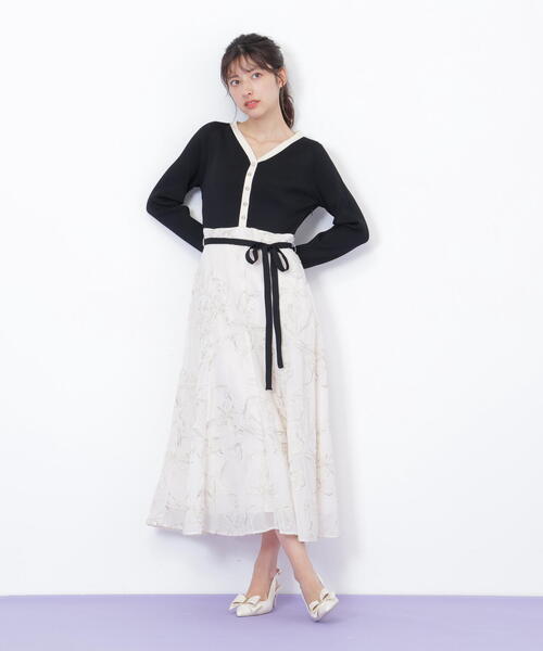 【美品・定価5.3万】Sybilla 幾何学柄ニットワンピース M 日本製 美品・定価5.3万】Sybilla 幾何学柄ニットワンピース M 日本製