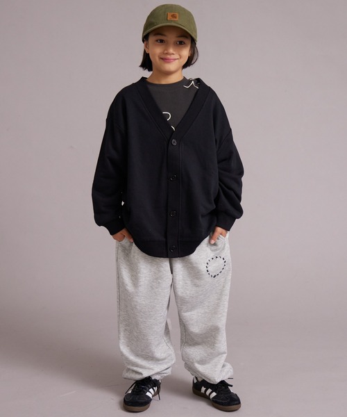 PAIRMANON STREET（ペアマノンストリート）の「裏起毛 オーバーサイズ カーディガン【PAIRMANON STREET】（カーディガン/ボレロ・キッズ・イエロー/グレー/パープル/ブラック・130/160/100/110/120/140/150/90）」の7枚目の写真