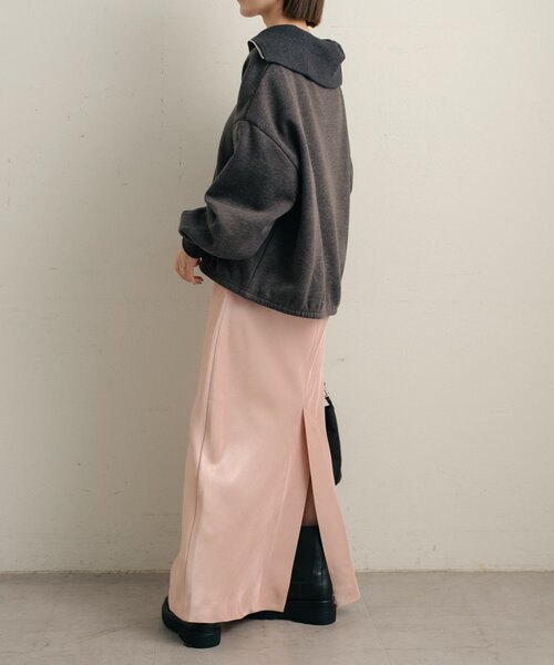 Omekashi(オメカシ)の「刺繍ハーフジップスウェット(スウェット・レディース・アイボリー/チャコールグレー/ピンク/オフホワイト・FREE)」の5枚目の写真