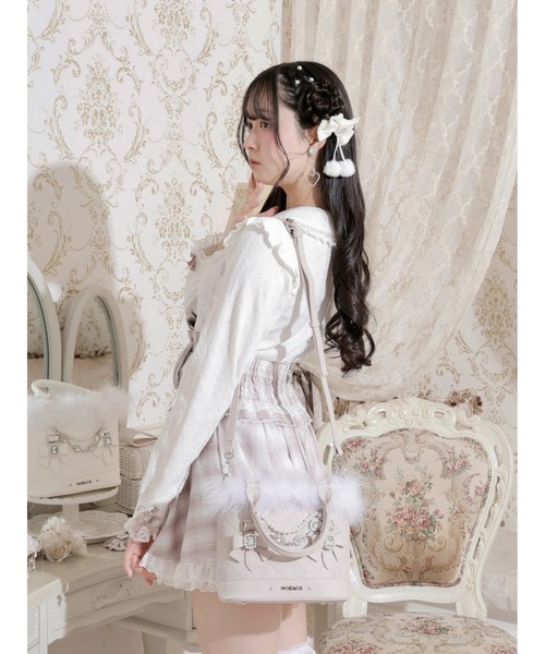 NOEMIE(ノエミー)の「お嬢さんビジューモノグラム2wayショルダーファーバッグ(ショルダーバッグ・レディース・オフホワイト/ピンク/ブラック・ONE SIZE)」の12枚目の写真