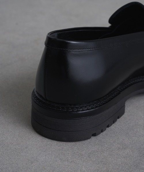PUBLIC TOKYO(パブリックトウキョウ)の「SCOTCHGARDレザーローファー(ローファー・メンズ・ブラック・2/1/3)」の12枚目の写真
