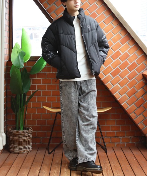 8(eight)(エイト)の「トライバルショートパファーブルゾン(ブルゾン・メンズ・ホワイト/ブラック・MEDIUM/X-LARGE/LARGE)」の19枚目の写真