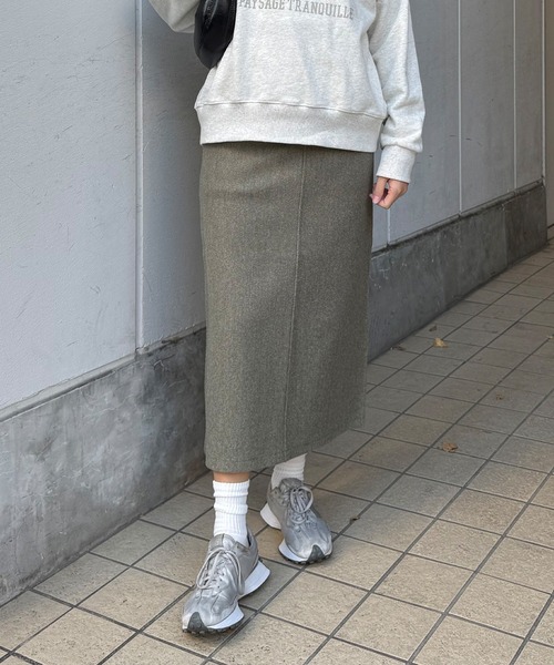LBC(エルビーシー)の「ジャージメルトンIラインスカート(スカート・レディース・ベージュ/チャコール/グレー/カーキ・M/L)」の1枚目の写真