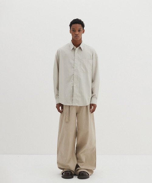 DNSR(ディーエヌエスアール)の「エッセンシャルリンクルシャツベージュ(シャツ/ブラウス・メンズ・その他・SMALL/MEDIUM/LARGE)」の2枚目の写真