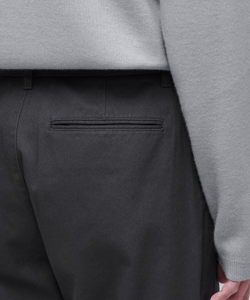 MUSINSA STANDARD（ムシンサスタンダード）の「ワンタックレギュラーフィットCcinoパンツ[ダークグレー]（その他パンツ・メンズ・その他・30/31/33/26/27/28/40/38/42/36/34/32/29）」の11枚目の写真