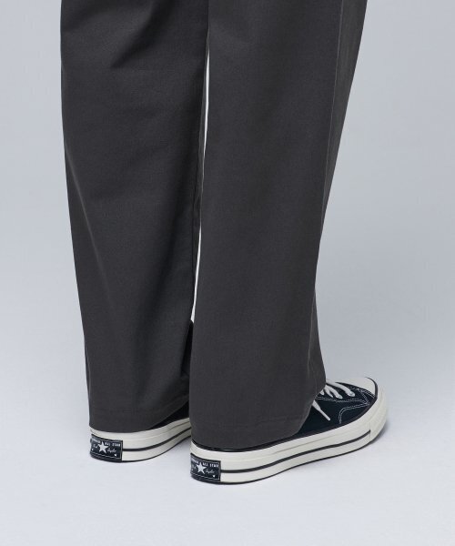MUSINSA STANDARD（ムシンサスタンダード）の「ワンタックレギュラーフィットCcinoパンツ[ダークグレー]（その他パンツ・メンズ・その他・30/31/33/26/27/28/40/38/42/36/34/32/29）」の12枚目の写真