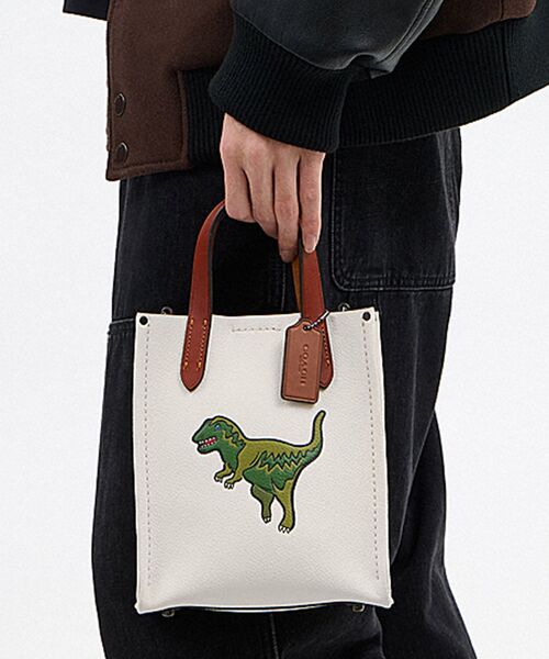 リレー トート バッグ 17・レキシー（ショルダーバッグ）｜COACH