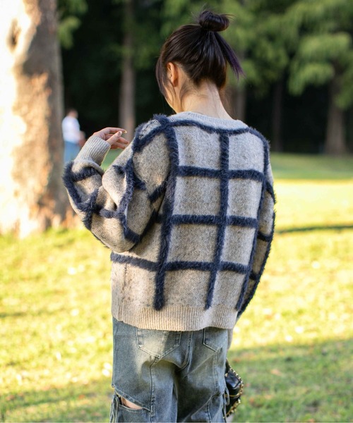 GORGE(ゴージ)の「《ふわシャギーライン》レディース チェック柄 ニット セーター ゆるシルエット 秋冬(ニット/セーター・レディース・オフホワイト/グレー/ベージュ・F)」の7枚目の写真