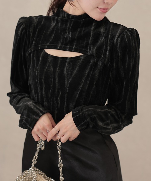 Lace Ladies(レースレディース)の「ベロア ニュアンス ストライプ オープンカット トップス(その他トップス・レディース・ブラック/モカ・FREE)」の10枚目の写真
