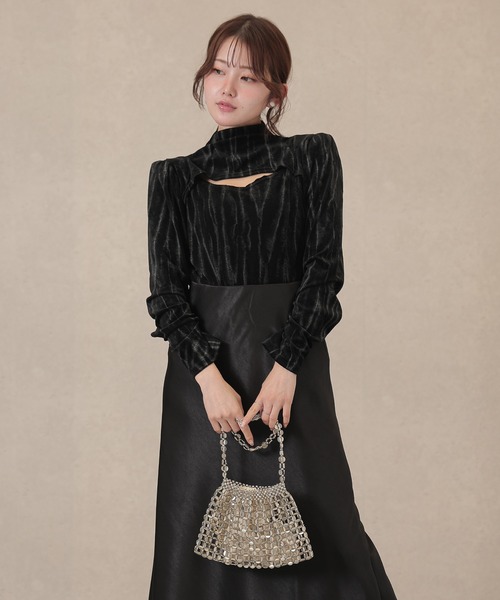 Lace Ladies(レースレディース)の「ベロア ニュアンス ストライプ オープンカット トップス(その他トップス・レディース・ブラック/モカ・FREE)」の14枚目の写真