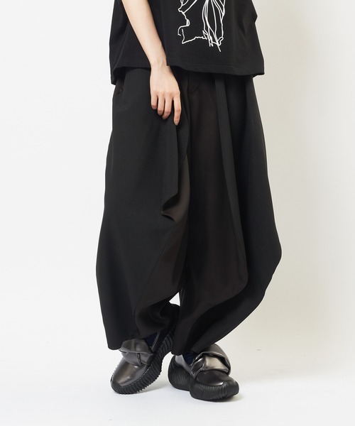 gomme(ゴム)の「エクセルツイル ツイルスクイッドパンツ(その他パンツ・レディース・ブラック・MEDIUM)」の1枚目の写真