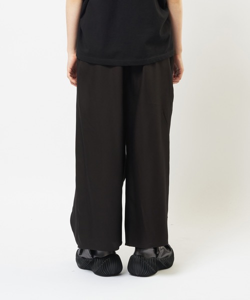 gomme(ゴム)の「エクセルツイル ツイルスクイッドパンツ(その他パンツ・レディース・ブラック・MEDIUM)」の8枚目の写真