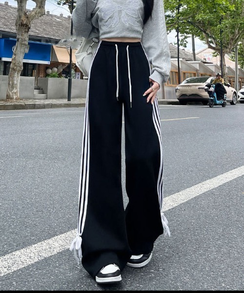 shoppinggo(ショッピングゴー)の「ラインパンツ ジョガーパンツ サイドライン カジュアル スポーツ レディース ワイドパンツ ボトムス ジャージ(その他パンツ・レディース・ライトグレー/ブラック/ピンク・M/L)」の8枚目の写真