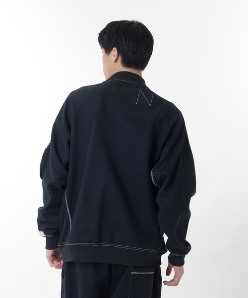 NEW BALANCE(ニューバランス)の「1000 フライトジャケットレギュラーフィット(ブルゾン・メンズ・ブラック/グレー・SMALL/MEDIUM/LARGE/X-LARGE)」の4枚目の写真